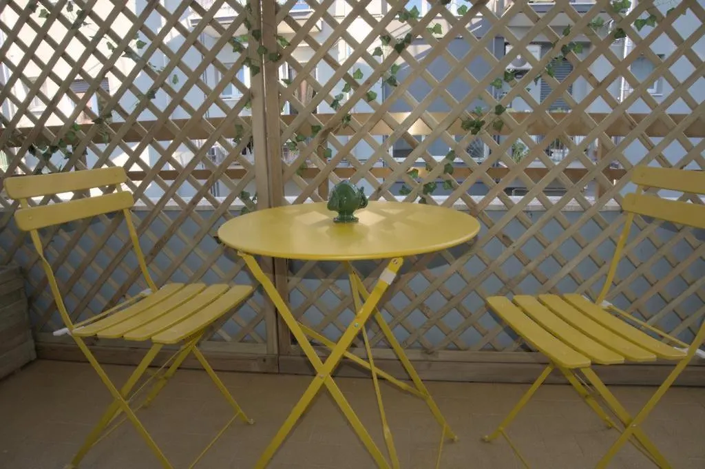 Guest House Mela Lecce Italia
